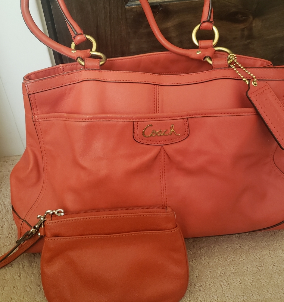 Coach purse and wallet.